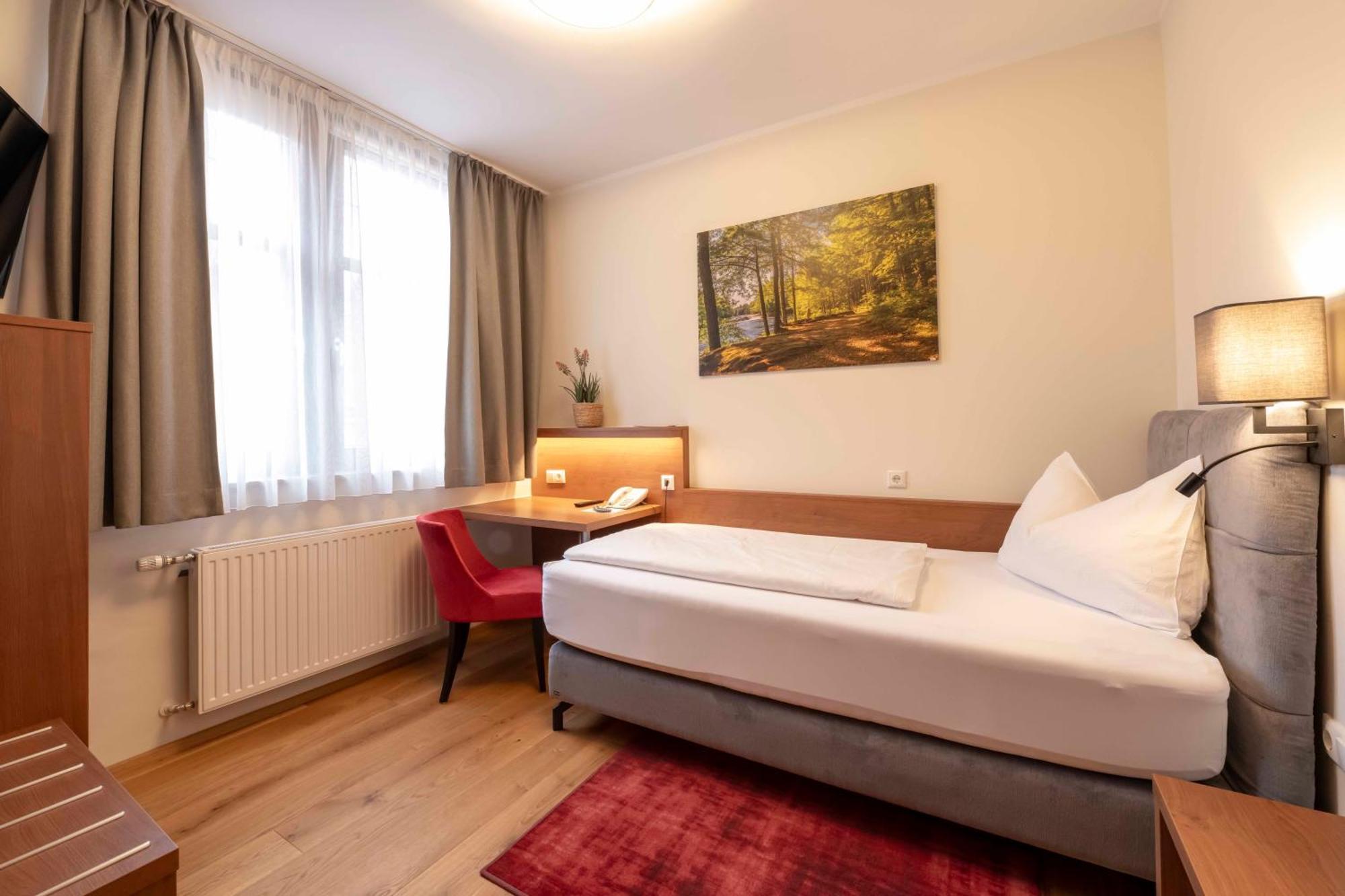 Hotel Mader Steyr Eksteriør billede